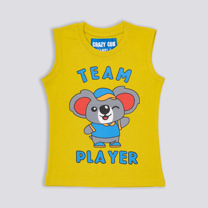 PACK OF 3 INFANT SLEEVEESLESS TSHIRT image 0